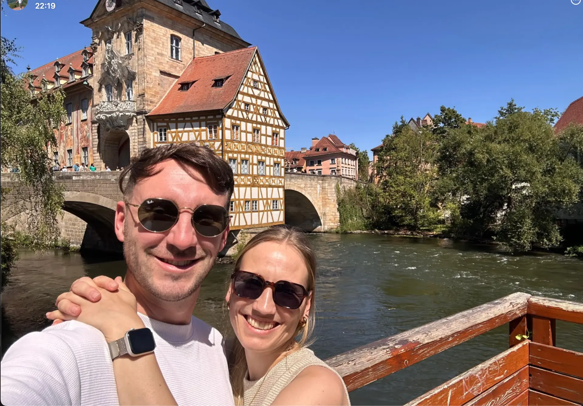 A client and his girlfriend, travelling Europe together